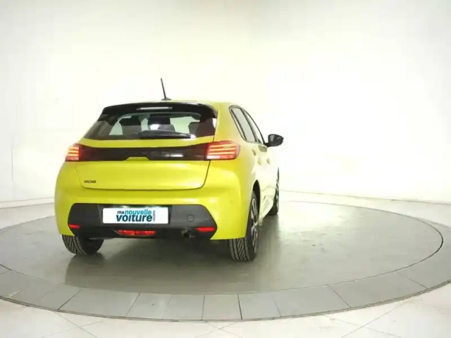 Peugeot 208 puretech 100 s&amp;s bvm6 — photo 91