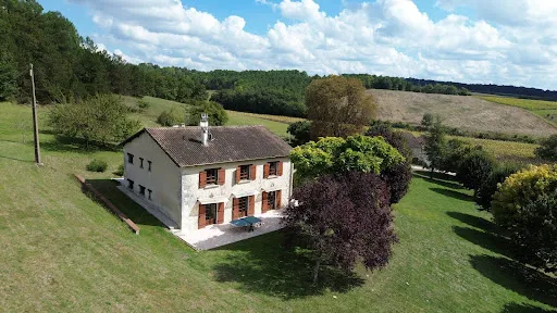 Maison 8 pièces 215 m²