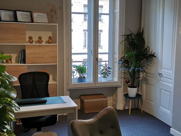 Bureau à louer - Cabinet Pluridisciplinaire cours Gambetta à Lyon