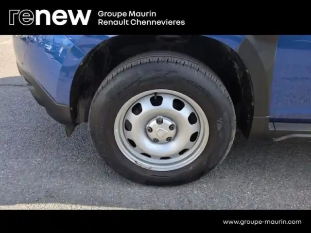 Dacia Duster 1.0 eco-g 100ch essentiel 4x2 — photo 10