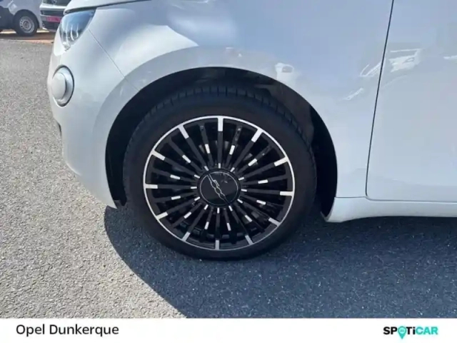 Fiat 500 e 118ch la prima by bocelli — photo 9