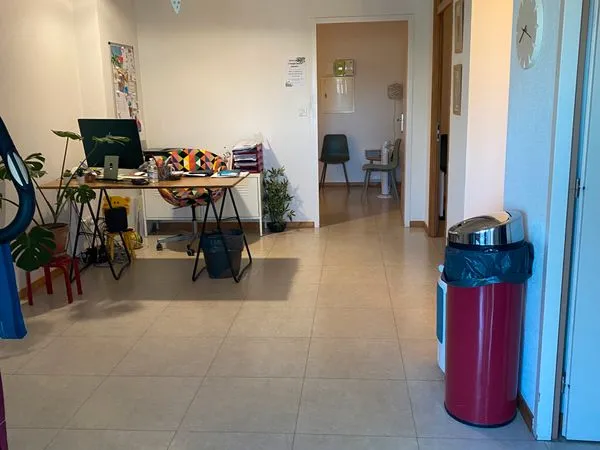 Loue bureaux 71m²