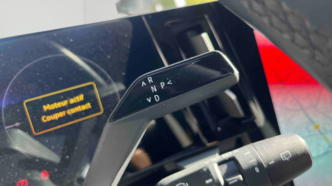 Renault Megane E-Tech EV60 220 ch optimum charge — photo 22