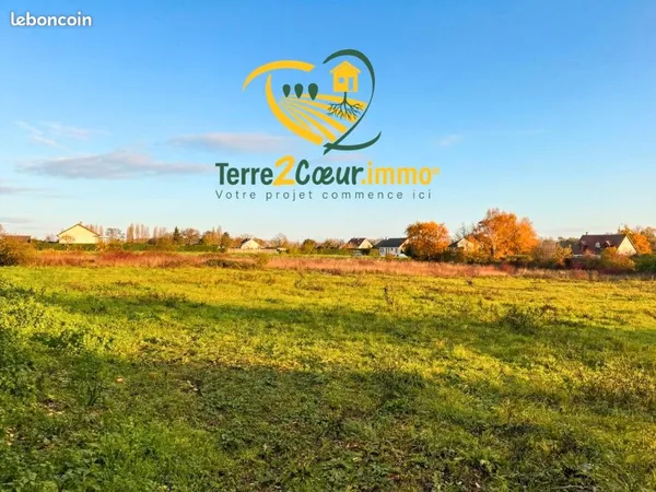 Terrain 1 584 m² Bourges