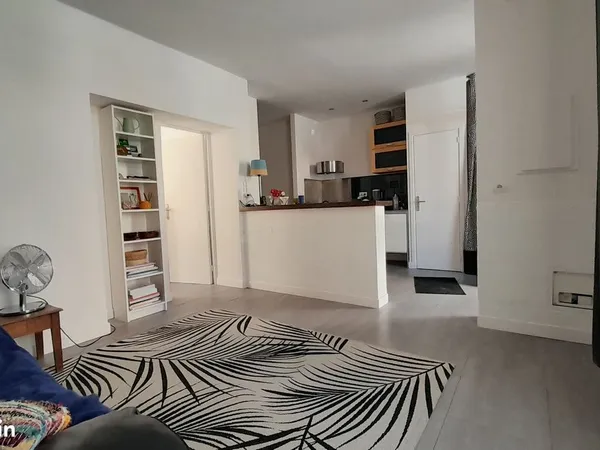 Appartement T4 RDC avec courette