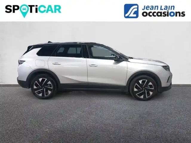 Opel Grandland 1.2 turbo hybrid 145 ch e-dct6 — photo 32