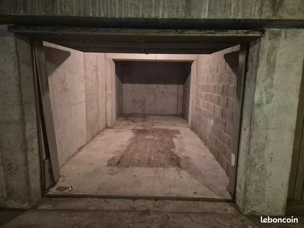 Garage fermé