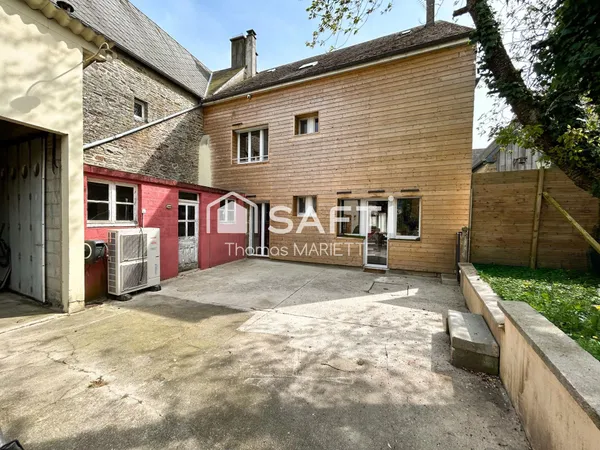 Maison avec charme et tranquillité en plein bourg