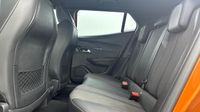 Peugeot 2008 GT PureTech 130 S&S EAT8 — photo 10