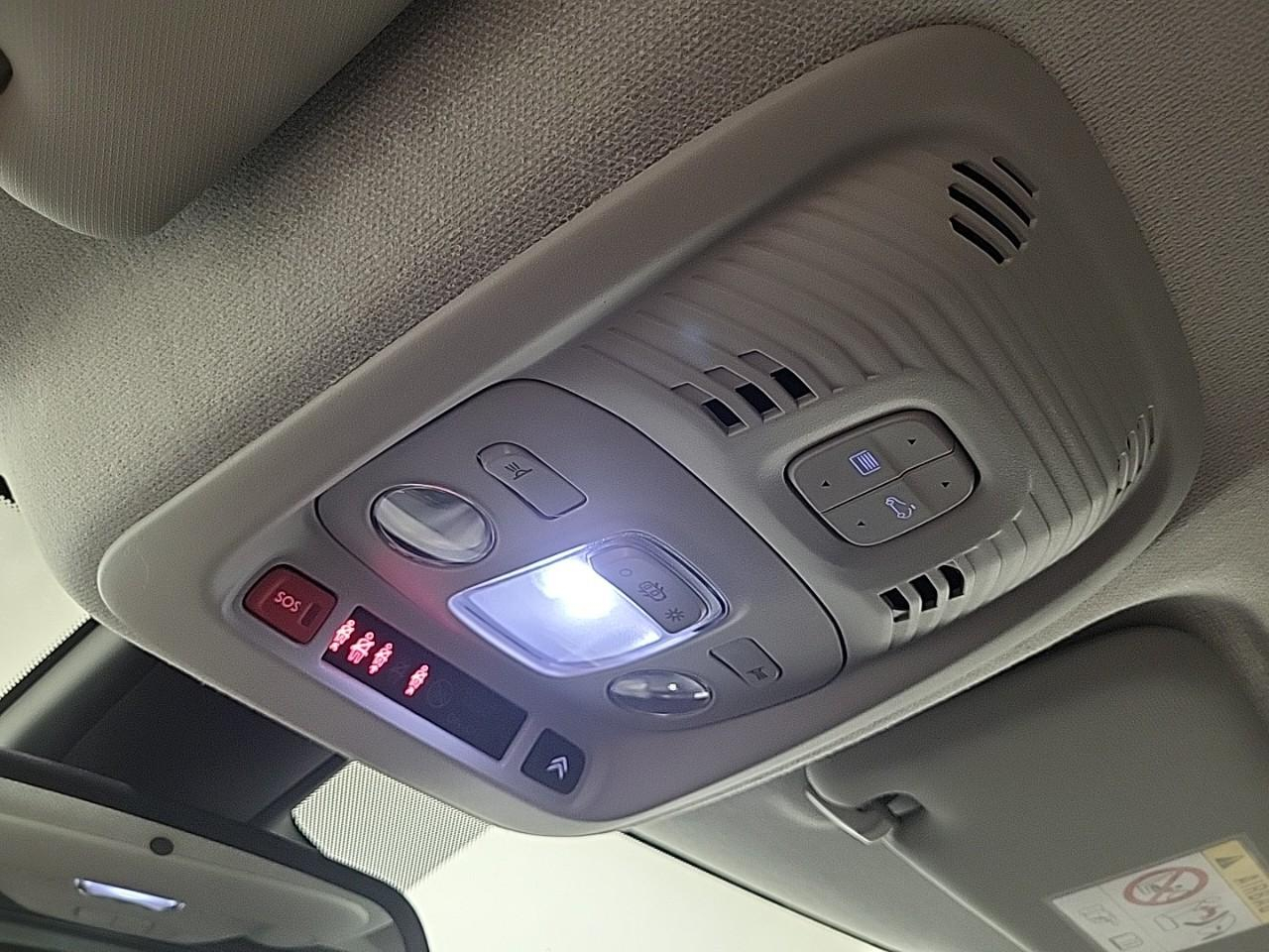 Citroën C3 Aircross puretech 130 s&s eat6 shine pack — photo 24