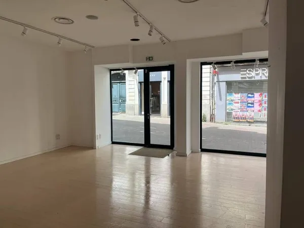 Local commercial 51 m²