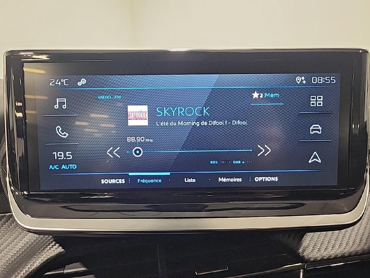 Peugeot 2008 100 s&s bvm6 style — photo 11