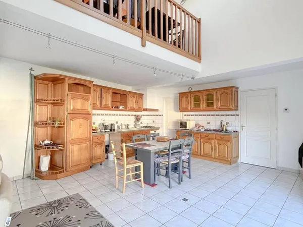Maison 3 pièces 90 m²