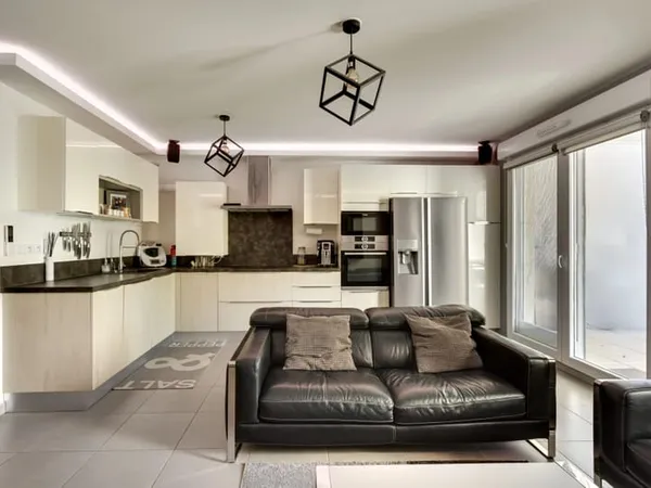 Superbe appartement en RDJ à vendre à La Ciotat
