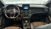 Mercedes Gla 200 d WhiteArt Edition — photo 11