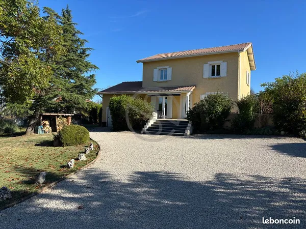 Maison 6 pièces 138 m²
