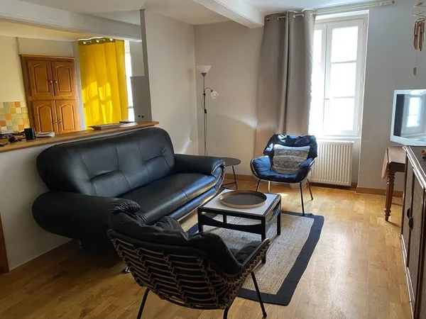 Appartement F5 meublé 112 m2 Cluny Centre