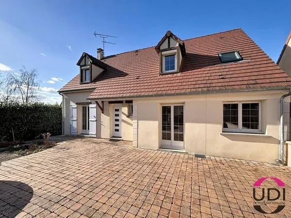 Maison 5 pièces 142 m²