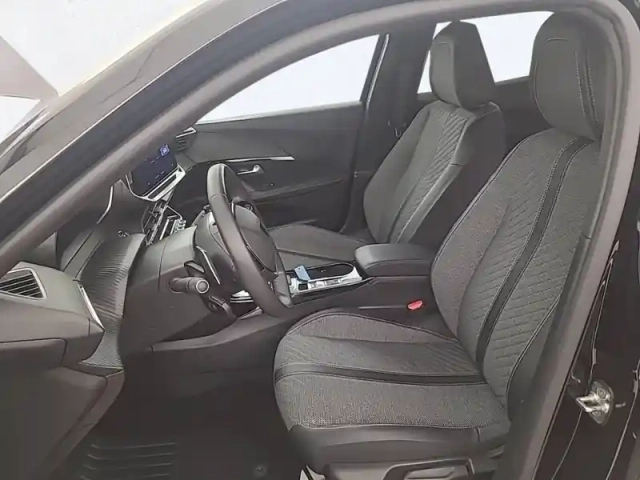 Peugeot 2008 puretech 130 s&amp;s eat8 — photo 92