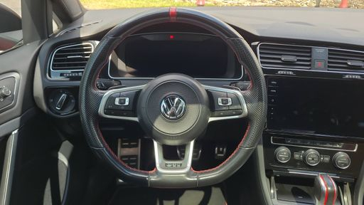 Volkswagen Golf GTI 2.0 TFSI 290 DSG7 - Tcr – 2019 – 72400 km – Essence – Boîte Automatique — photo 60
