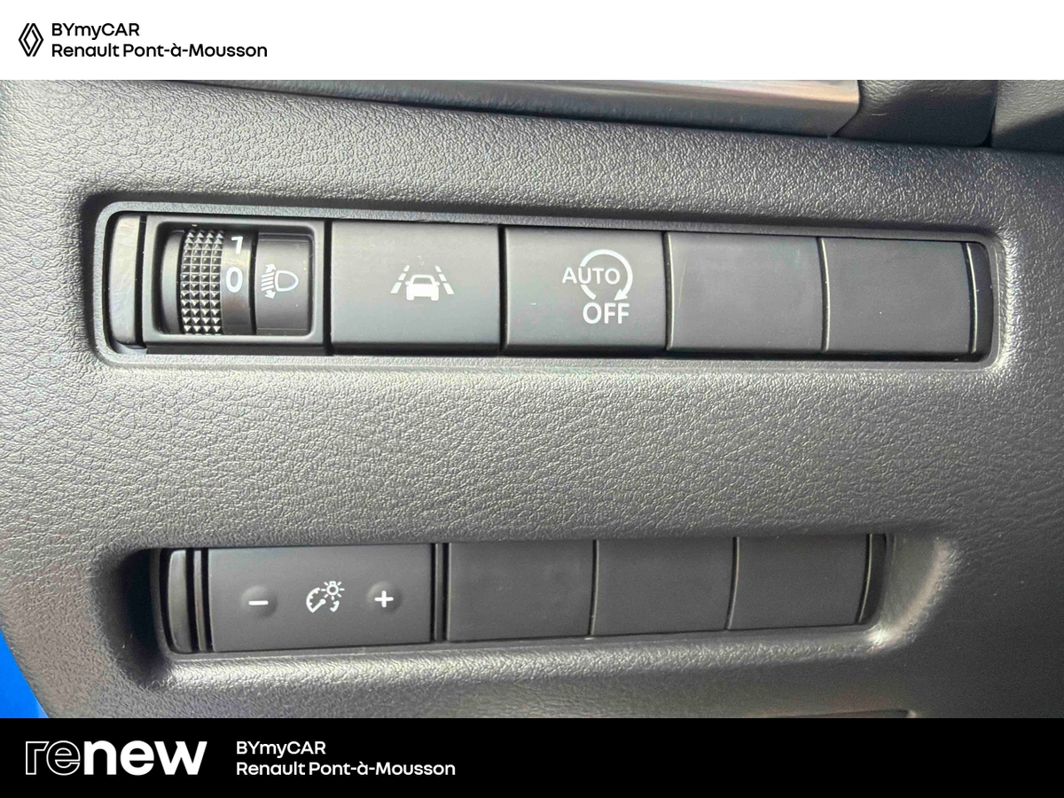 Nissan Qashqai Mild Hybrid 140 ch — photo 19