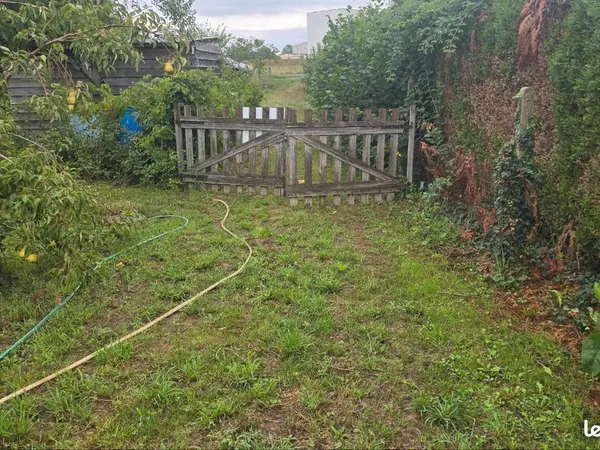 Terrain de jardin non constructible - Durtal (49430)
