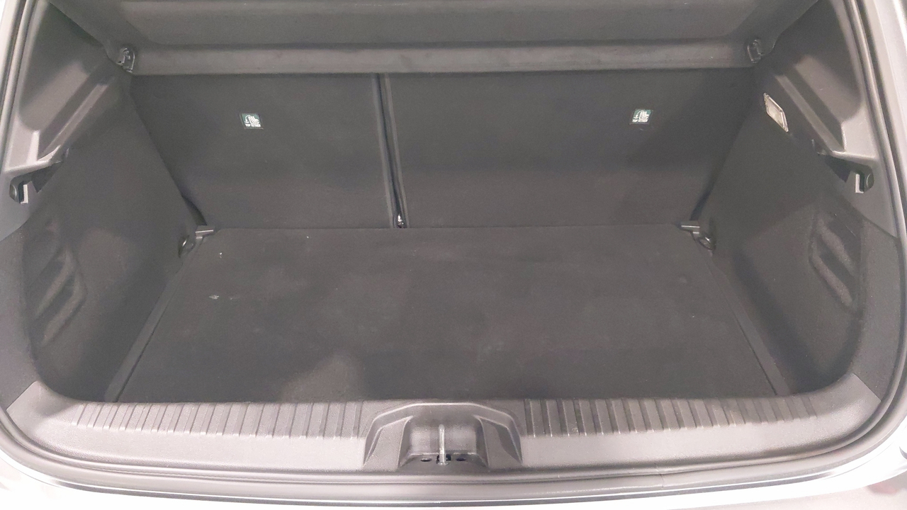 Renault Clio TCe 90 — photo 13