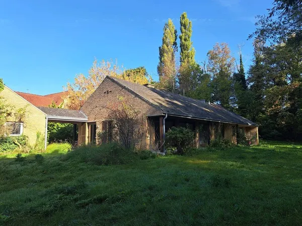 Maison de plain-pied 6 pièces 226 m²