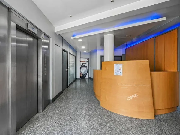 Bureaux 448 m²