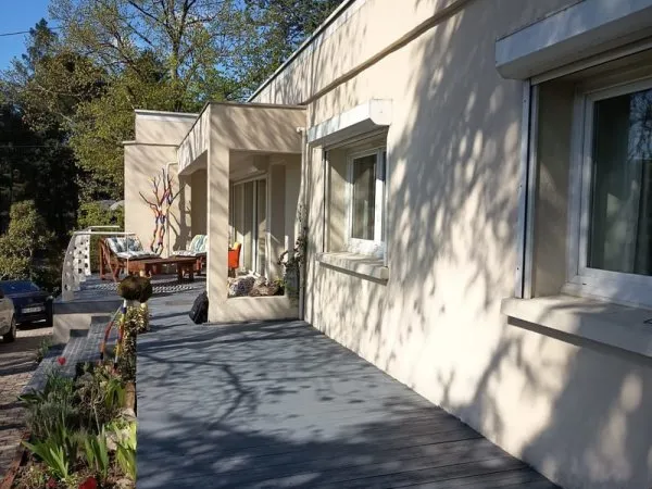 Maison Contemporaine d'Exception avec Piscine