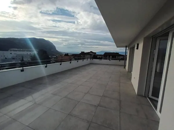 Appartement 5 pièces 118 m²