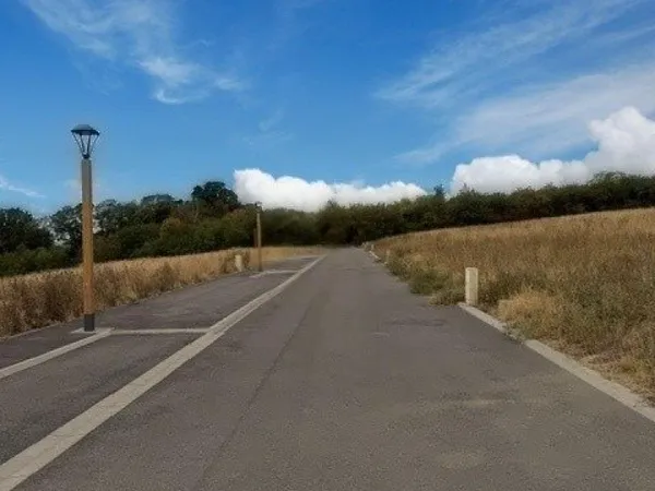 Terrain constructible de 587 m2 à Solgne !