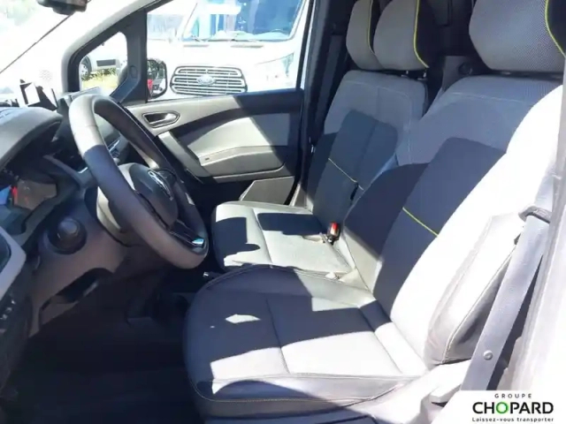 Renault Kangoo Van blue dci 95 — photo 18