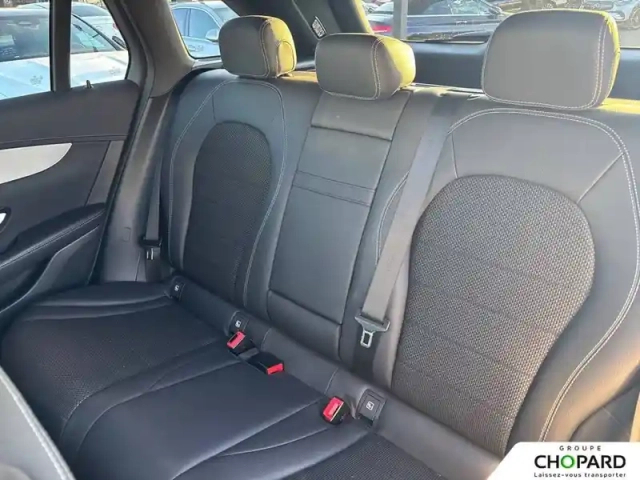 Mercedes Glc 300 e 9g-tronic 4matic — photo 24