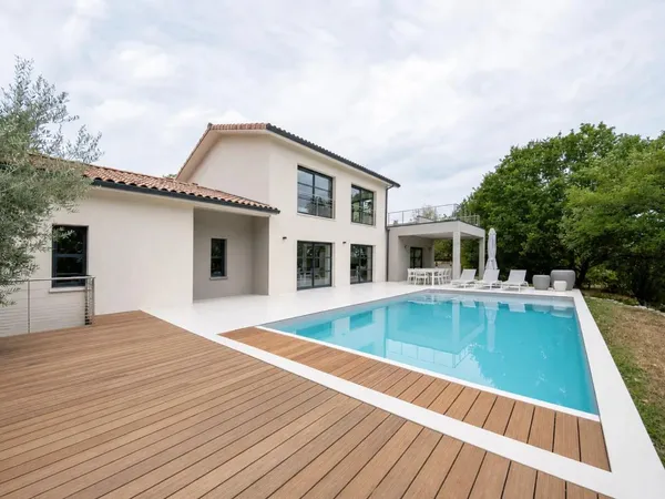 Maison de 6 pièces de 238 m² à Fourquevaux