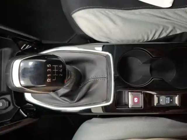 Peugeot 208 100 s&amp;s bvm6 — photo 26
