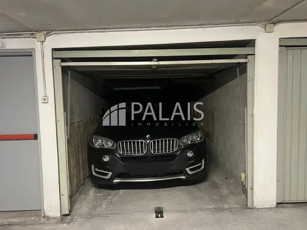 GARAGE AVENUE DE LA LANTERNE