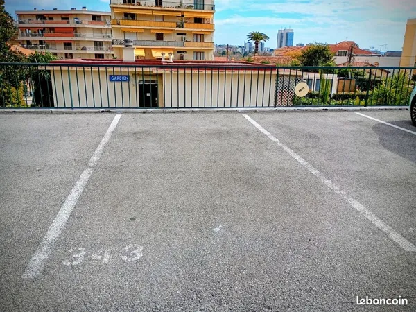 Place de parking sécurisée