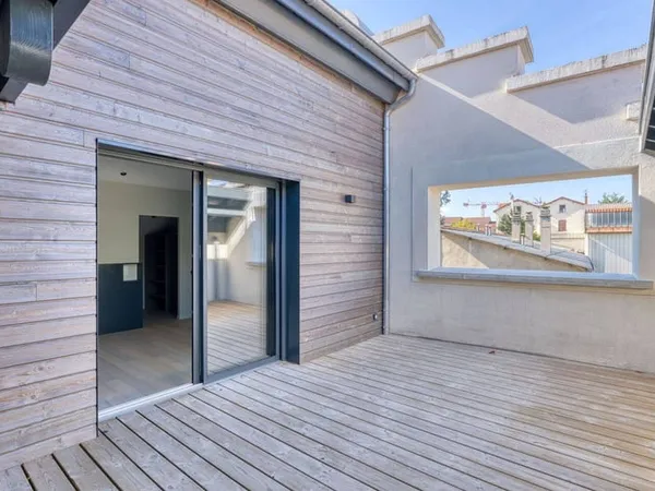 Loft 4 pièces 117 m²