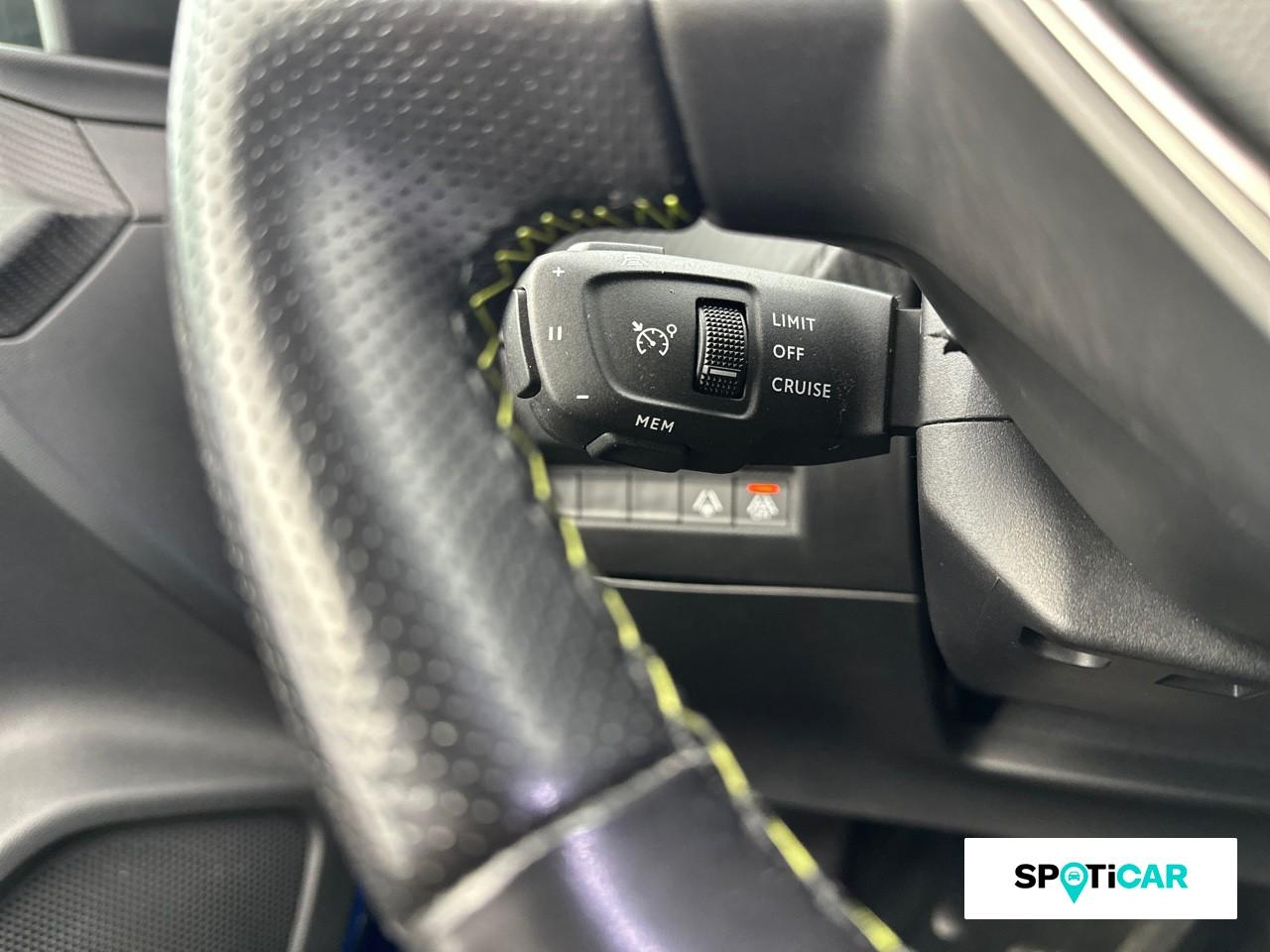 Peugeot 208 e-208 136ch gt pack — photo 17