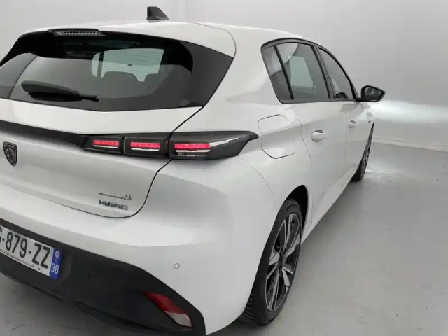 Peugeot 308 phev 180 e-eat8 — photo 63