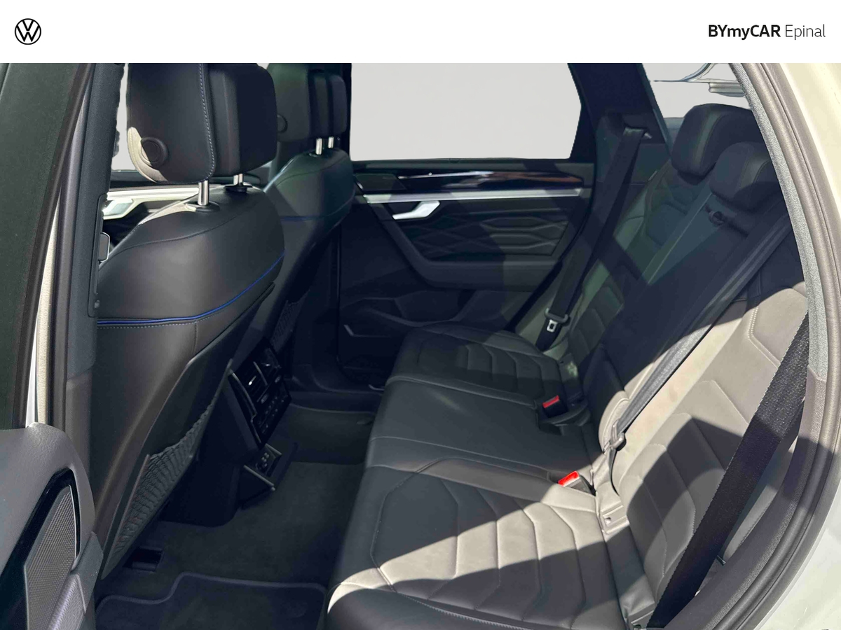 Volkswagen Touareg 3.0 TSI eHybrid 462 ch Tiptronic 8 4Motion — photo 12