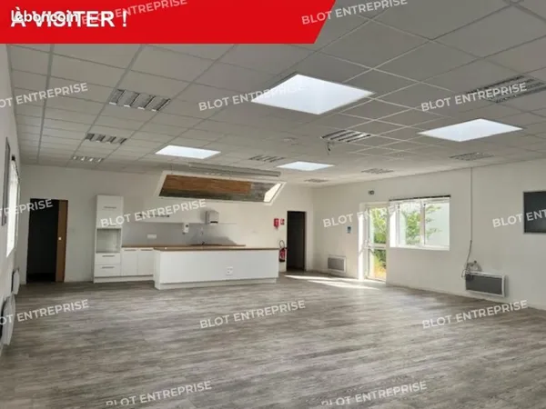 Bureaux 267 m²