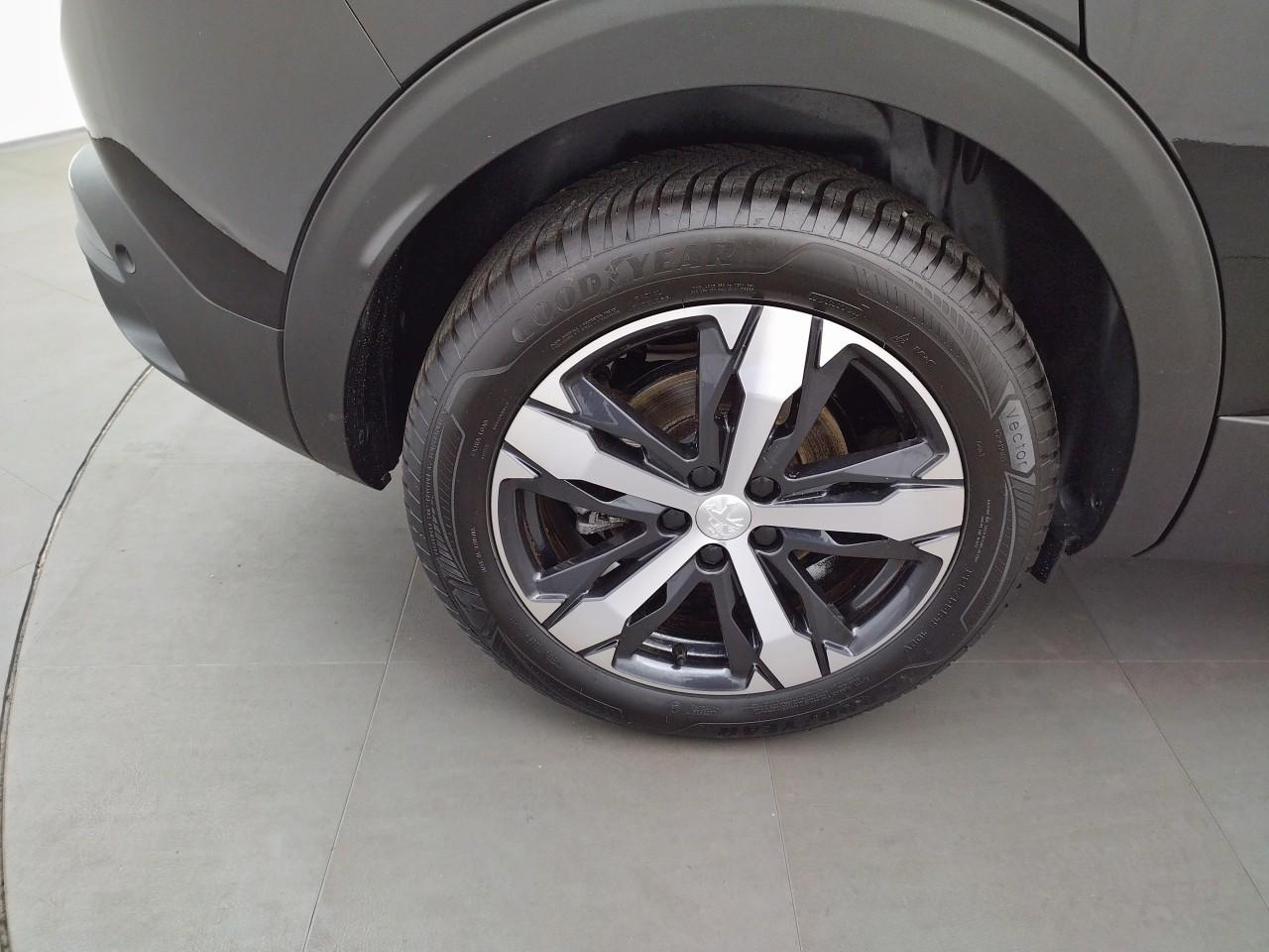Peugeot 3008 puretech 130ch s&s eat8 gt — photo 28
