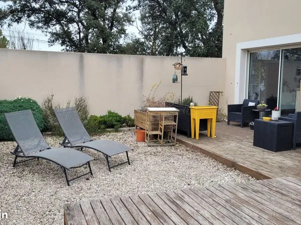 Maison avec garage