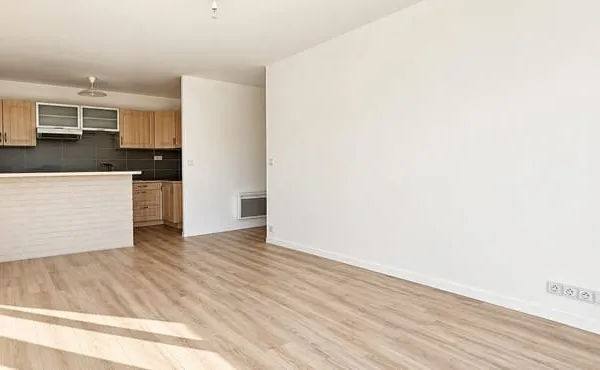 Evreux appartement de type F2 avec Balcon et Garage