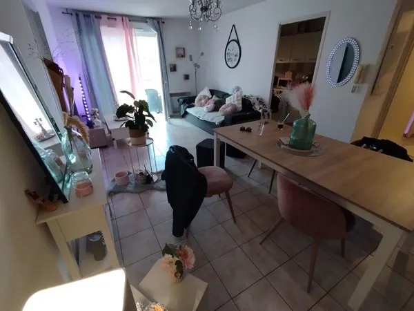 T3 de 61 m² - Vendu LOUÉ - Balcon + Parking abrité