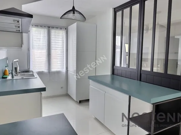 Maison Neuilly Sur Marne 6 pièce(s) 123 m2