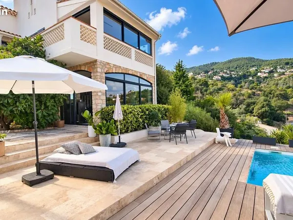 Villa 5 pièces 175 m²