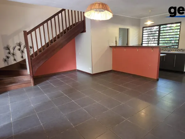 Appartement T5 Duplex - Route des plages